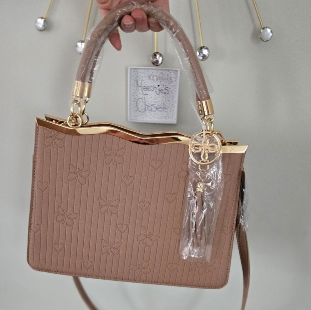 Crossi New York Satchel WButterflies & Heart w/ Gold-tone Hardware NWT - Picture 7 of 9